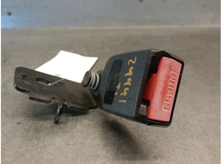 Recambio de enganche cinturon trasero izquierdo para citroën c4 i sedán 1.6 hdi referencia OEM IAM 96834104XX 8975E5