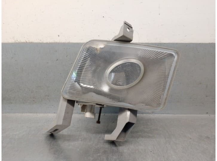 Recambio de faro antiniebla derecho para opel vectra b station wagon (j96) 1.8 i 16v (f35) referencia OEM IAM 6710021 6710021