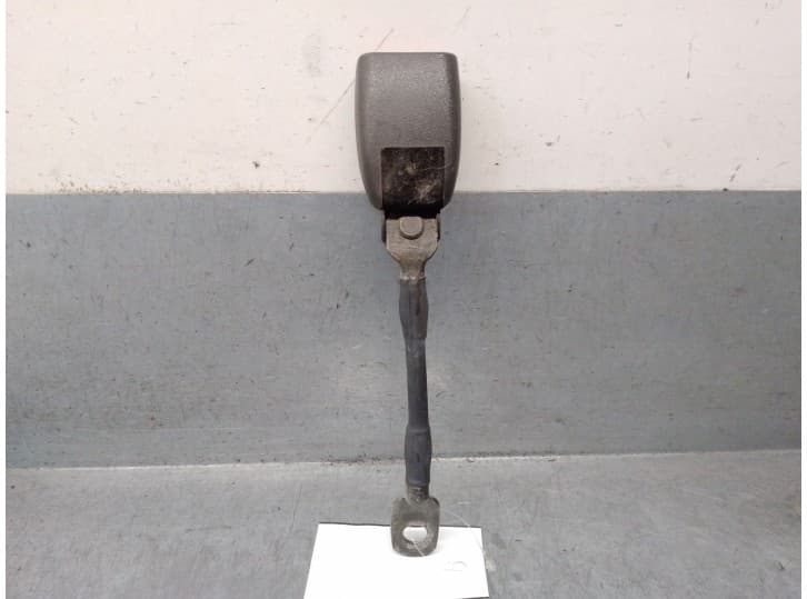 Recambio de enganche cinturon delantero izquierdo para chrysler stratus (ja) 2.0 16v referencia OEM IAM SH48TRMAC