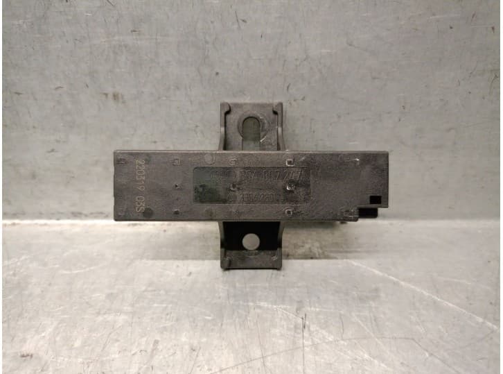 Recambio de antena para audi q5 (fyb, fyg) 50 tfsi e quattro referencia OEM IAM 80A907247 33542601