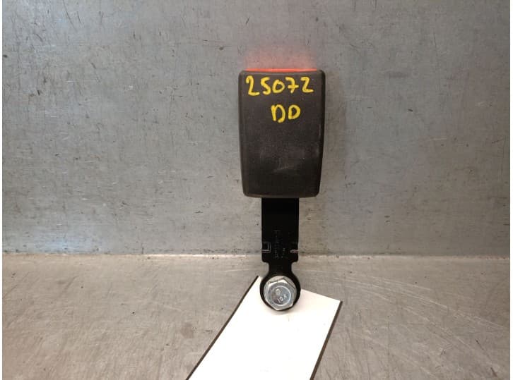 Recambio de enganche cinturon delantero derecho para ford ka (ru8) 1.2 referencia OEM IAM BS51B61208AA 1751159