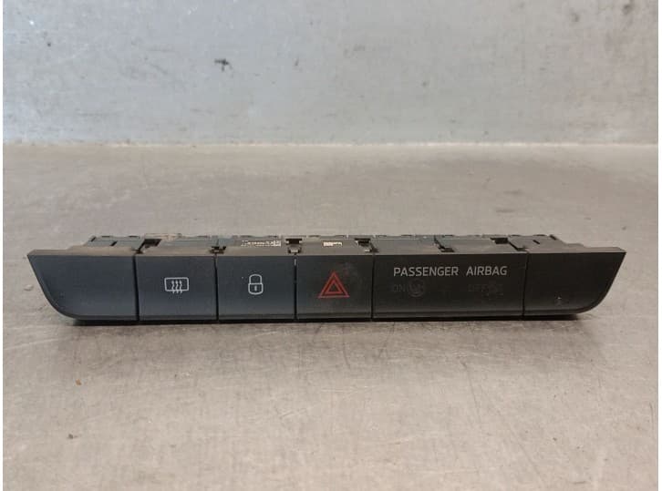 Recambio de warning para skoda fabia iii station wagon (nj5) 1.2 tsi referencia OEM IAM 6V0927132A 6V0927132A