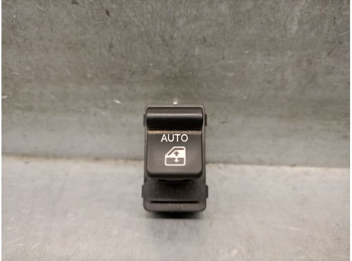 Recambio de mando elevalunas delantero derecho para jeep renegade suv (bu, b1, bv) 1.6 crd referencia OEM IAM 30170843 5UW64LXHA