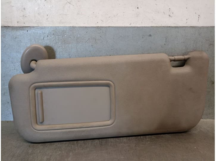 Recambio de parasol izquierdo para toyota yaris (_p9_) 1.3 vvt-i (scp90_) referencia OEM IAM 7434812040B4 7434812040B4
