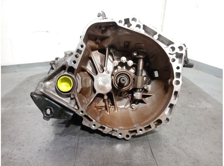 Recambio de caja cambios para toyota yaris (_p13_) 1.0 (ksp130_) referencia OEM IAM 20TT06 303000D190 3267872