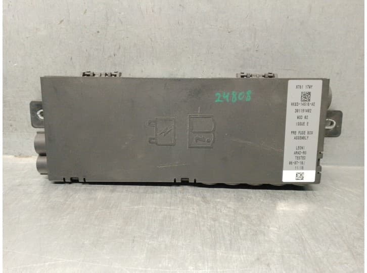 Recambio de caja reles / fusibles para jaguar f-pace (x761) 2.0 td4 awd referencia OEM IAM HK8314516AE