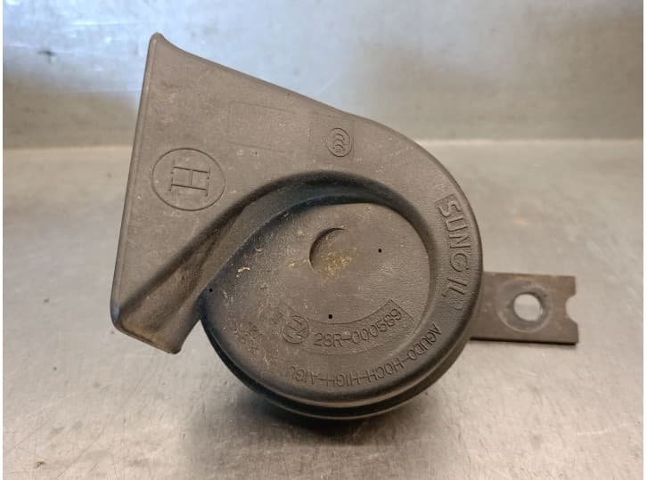 Recambio de claxon para ssangyong rexton (y400, y450) 2.2 xdi a las 4 ruedas (poe) referencia OEM IAM 8650036000