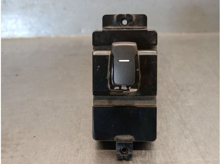 Recambio de mando elevalunas trasero derecho para ssangyong rexton (y400, y450) 2.2 xdi a las 4 ruedas (poe) referencia OEM IAM