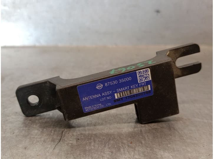 Recambio de antena para ssangyong rexton (y400, y450) 2.2 xdi a las 4 ruedas (poe) referencia OEM IAM 8753035000