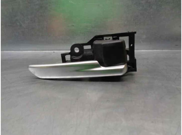 Recambio de maneta interior trasera derecha para toyota corolla sedán (_e21_) 1.8 vvti hybrid (zwe211, mzea12) referencia OEM IA