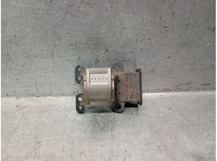 Recambio de mando elevalunas trasero derecho para honda cr-v ii (rd_) 2.2 ctdi (rd9) referencia OEM IAM 35760S9A003 35760S9A003