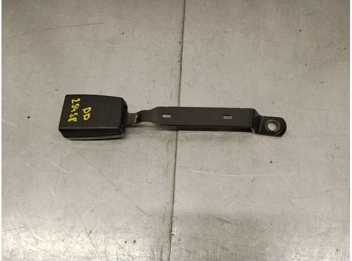 Recambio de enganche cinturon delantero derecho para skoda fabia ii combi (545) 1.4 tdi referencia OEM IAM 5J0858472 5J0858472