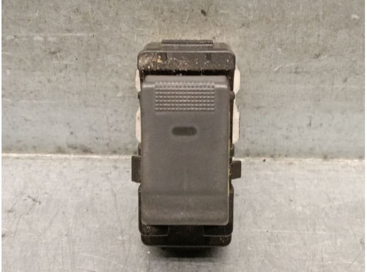 Recambio de mando elevalunas delantero derecho para subaru tribeca (b9) 3.0 (wxe) referencia OEM IAM 83071XA01A 83071XA01A