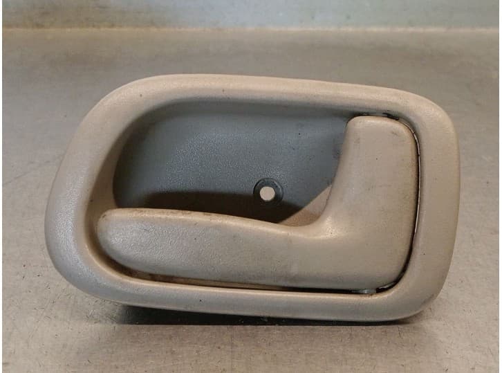 Recambio de maneta interior trasera derecha para toyota corolla liftback (_e11_) 1.6 (ae111_) referencia OEM IAM 6927712130 6920