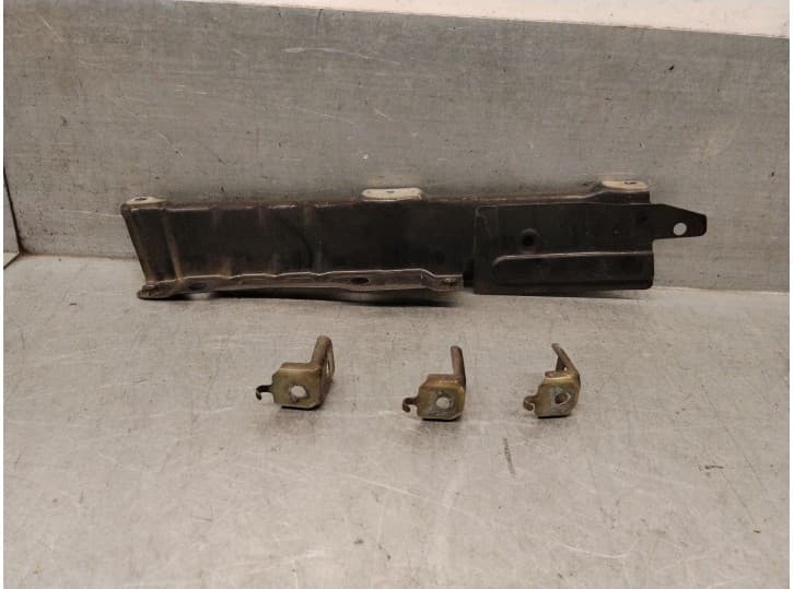 Recambio de refuerzo lateral para subaru tribeca (b9) 3.0 (wxe) referencia OEM IAM 57160XA09A9W 57160XA09A9W
