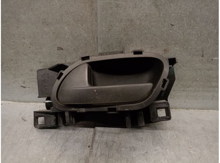 Recambio de maneta interior delantera izquierda para toyota proace furgoneta (mdz_) 1.5 d4d (mdz8) referencia OEM IAM SU001A2739
