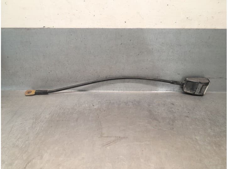 Recambio de enganche cinturon delantero derecho para iveco daily ii furgoneta 35-10 (15034111, 15034204, 15034211, 15034215, 150
