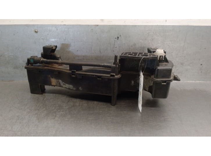 Recambio de deposito combustible para peugeot 208 furgoneta/hatchback (cr_) 1.6 bluehdi 75 referencia OEM IAM 9815712680 9815712