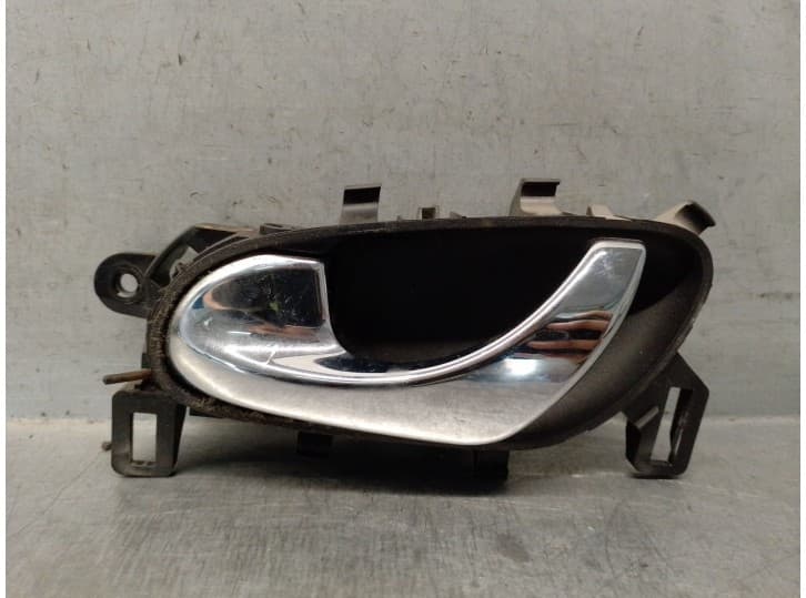 Recambio de maneta interior delantera izquierda para nissan pulsar hatchback (c13) 1.2 dig-t referencia OEM IAM 806714EA0A 80671