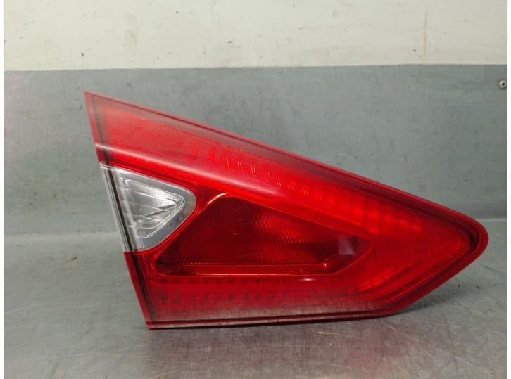 Recambio de piloto trasero izquierdo paragolpes para nissan pulsar hatchback (c13) 1.2 dig-t referencia OEM IAM 265553ZL5B 26555