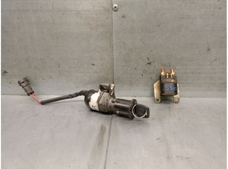Recambio de conmutador de arranque para keeway arn arn 150 referencia OEM IAM 88100J4AT000 88100J4AT000