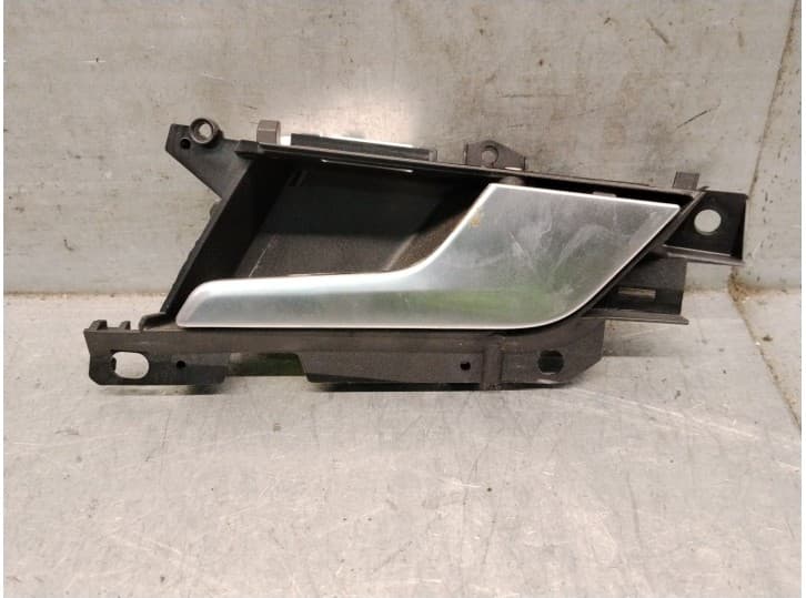 Recambio de maneta interior delantera derecha para audi a5 sportback (f5a, f5f) 30 tdi mild hybrid referencia OEM IAM 8W0837020H