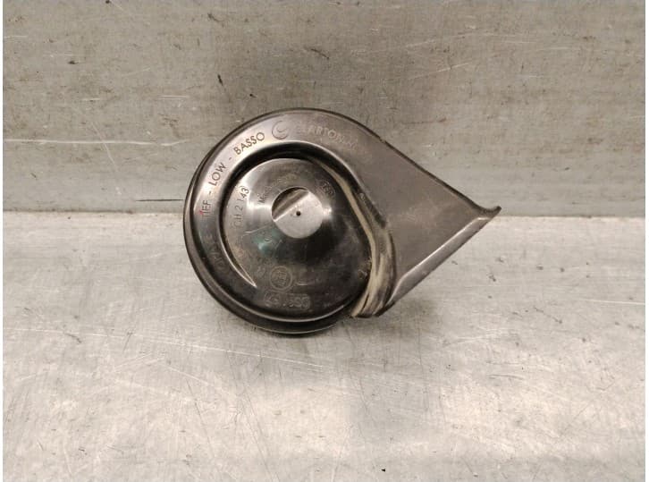 Recambio de claxon para audi a5 sportback (f5a, f5f) 30 tdi mild hybrid referencia OEM IAM 8W0951221 8W0951221