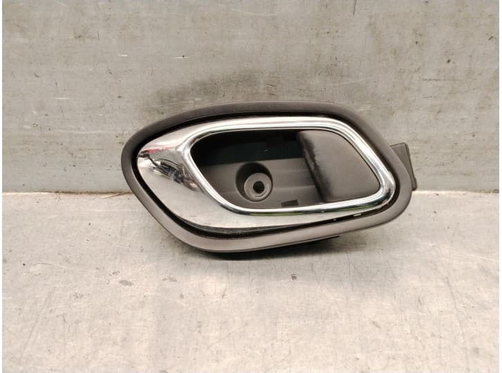 Recambio de maneta interior delantera derecha para kia cee'd (jd) 1.6 crdi 128 referencia OEM IAM 82623A2000 82620A2010