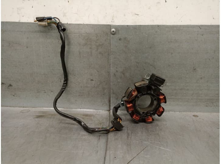 Recambio de alternador para daelim daystar referencia OEM IAM DAE32976BA68300 DAE32976BA68300