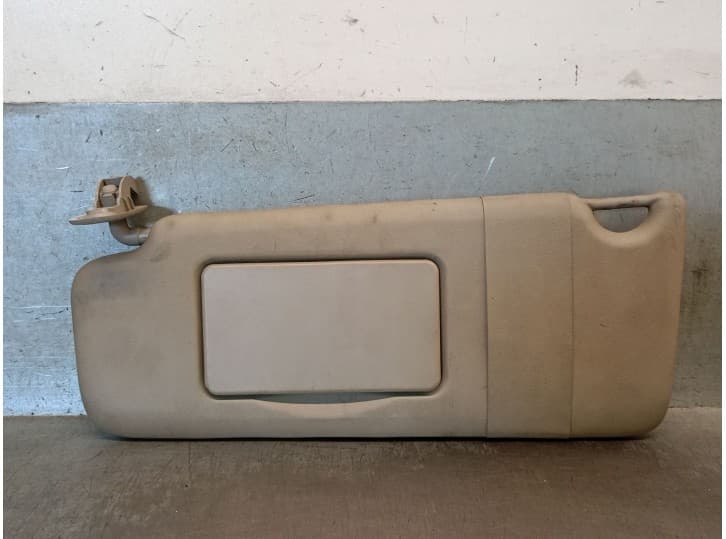 Recambio de parasol izquierdo para renault twingo ii (cn0_) 1.5 dci (cn0e) referencia OEM IAM 7700849117 964010223R