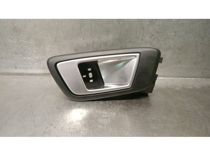 Recambio de maneta interior trasera derecha para ford ecosport 1.0 ecoboost referencia OEM IAM 8A61A22600CEW 1835963