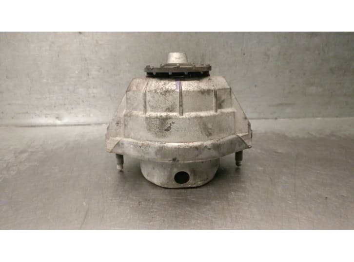 Recambio de soporte motor derecho para ssangyong kyron 2.7 xdi 4x4 referencia OEM IAM 2075509A00 2075509A00