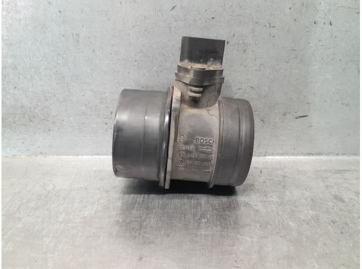 Recambio de caudalimetro para mitsubishi outlander ii (cw_w) 2.0 di-d (cw8w) referencia OEM IAM MN191135 MN191135 0281002461