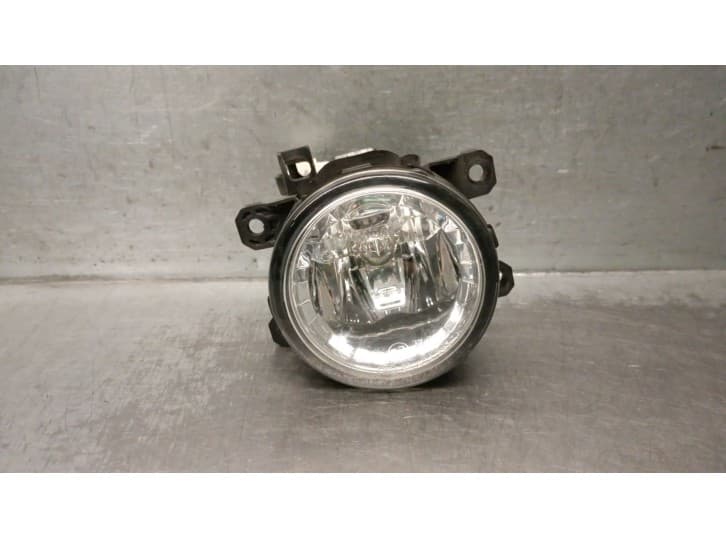 Recambio de faro antiniebla derecho para mitsubishi asx (ga_w_) 1.6 di-d referencia OEM IAM 8321A365 8321A365 L484579