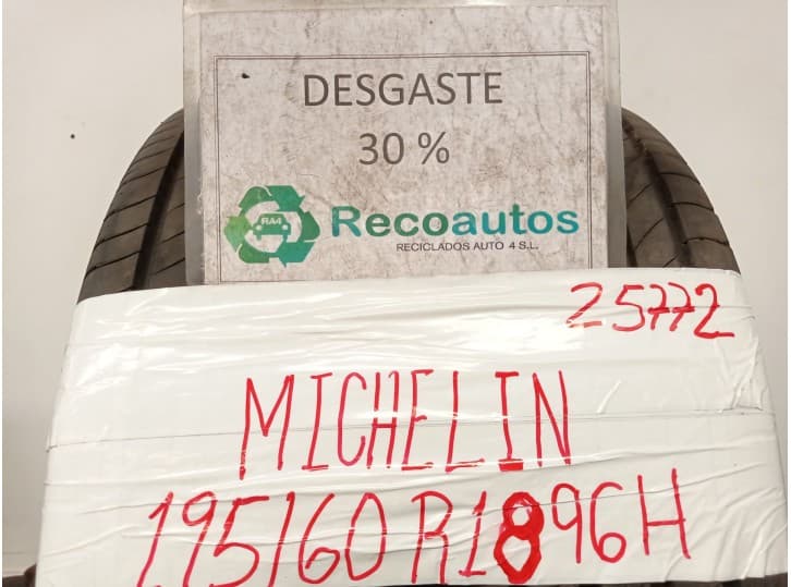 Recambio de neumatico/s para citroën c4 (c41) (ba_) 1.2 hybrid (bahpy) referencia OEM IAM 19560R1896H