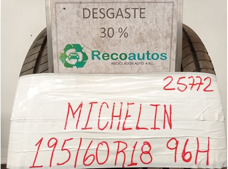 Recambio de neumatico/s para citroën c4 (c41) (ba_) 1.2 hybrid (bahpy) referencia OEM IAM 19560R1896H