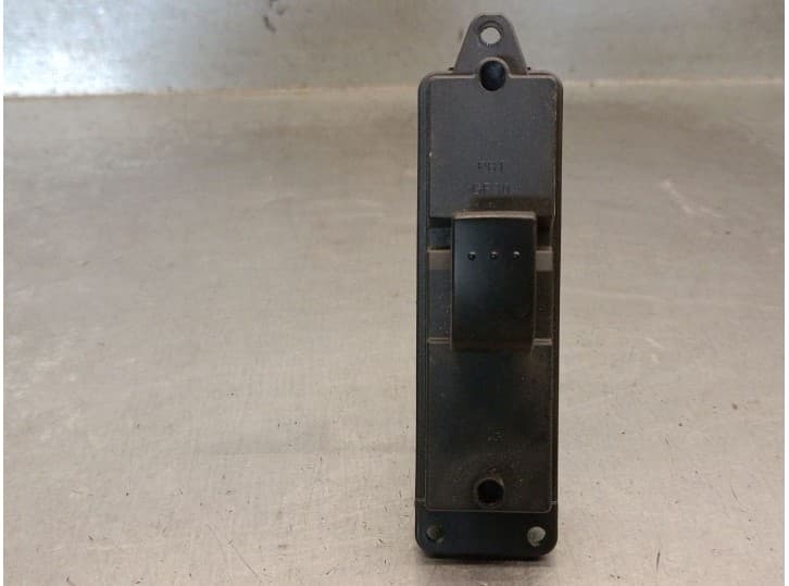 Recambio de mando elevalunas trasero derecho para mazda 3 sedán (bk) 2.0 (bkep) referencia OEM IAM BS3E66380 BS3E66380