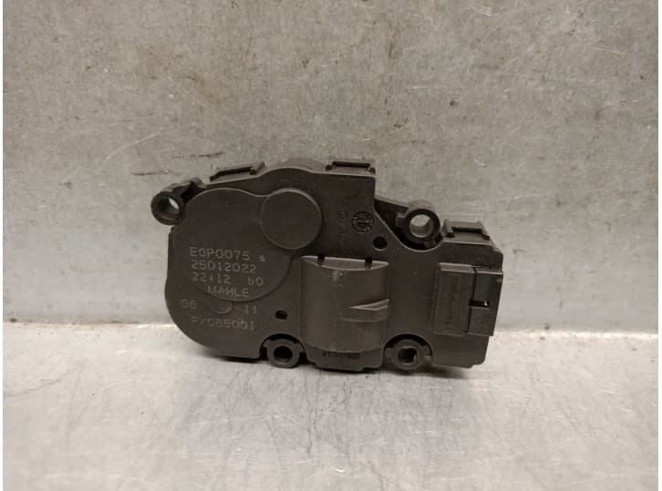 Recambio de motor apertura trampillas climatizador para mercedes-benz gle (v167) gle 300 d eq boost 4-matic (167.119, 167.109) r