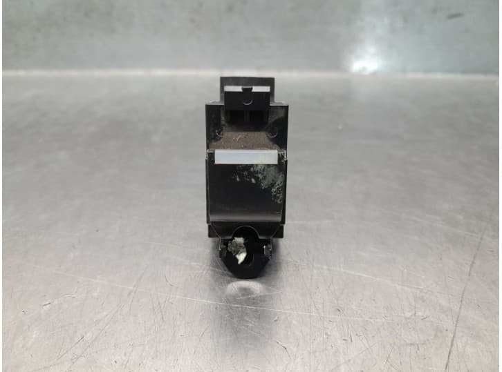 Recambio de mando elevalunas trasero derecho para land rover discovery v (l462) 2.0 sd4 4x4 referencia OEM IAM LR059773 LR059773