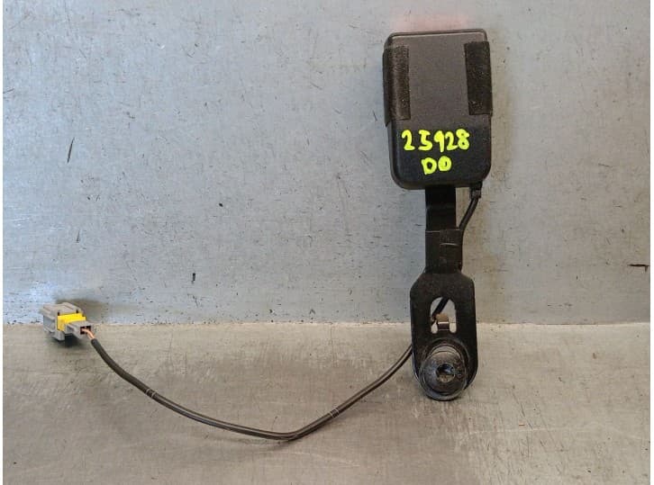 Recambio de enganche cinturon delantero derecho para citroën c3 picasso (sh_) 1.6 hdi 110 referencia OEM IAM 8975GV 8975GV