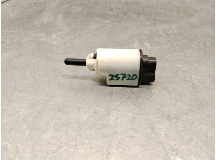 Recambio de sensor para citroën jumpy iv e-jumpy l3 xl (k0) referencia OEM IAM 9813503180 9813503180