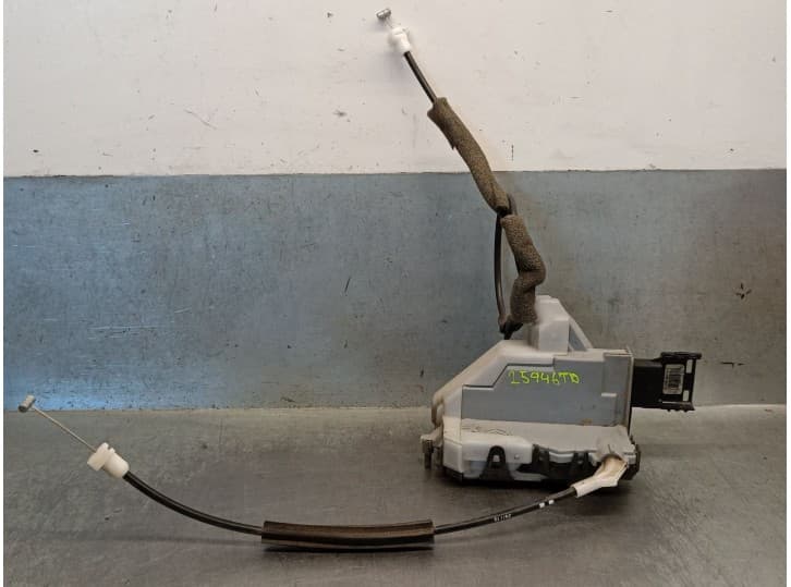 Recambio de cerradura puerta trasera derecha para citroën c5 iii break (rw_) 2.2 hdi 200 referencia OEM IAM 9138AG 9138AG