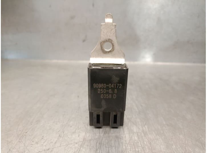 Recambio de sensor para lexus rx (_u3_) 400h awd (mhu38_) referencia OEM IAM 9098004172 9098004172