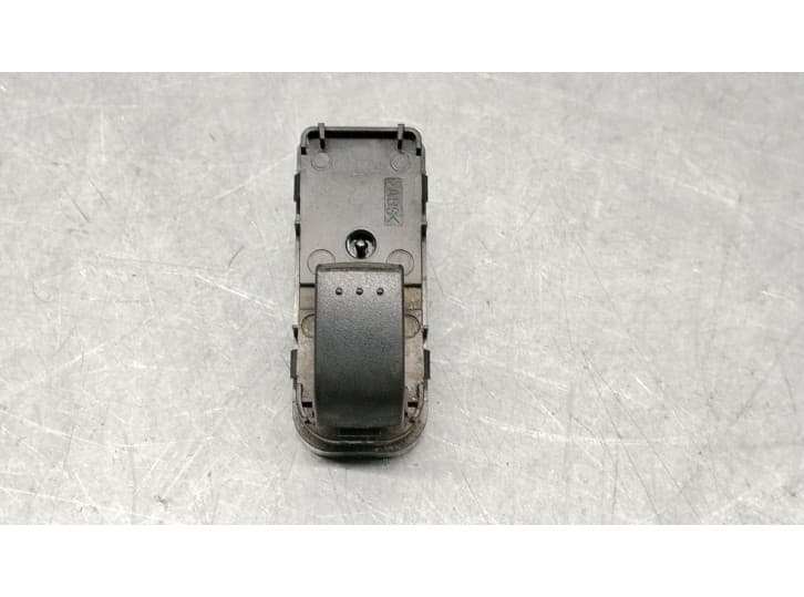 Recambio de mando elevalunas trasero izquierdo para mazda 5 (cw) 1.8 mzr referencia OEM IAM C23566380 C23566380