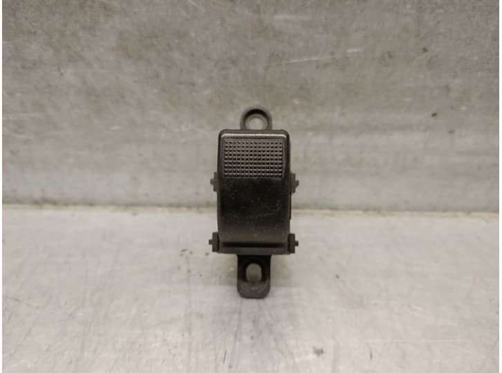 Recambio de mando elevalunas delantero derecho para mazda mpv ii (lw) 2.0 (lwew) referencia OEM IAM FS FS