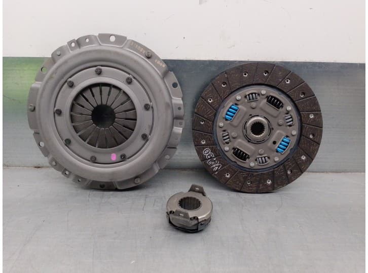 Recambio de kit embrague para fiat ducato caja/chasis (280_) 1.9 td referencia OEM IAM 801551 264630 VALEO