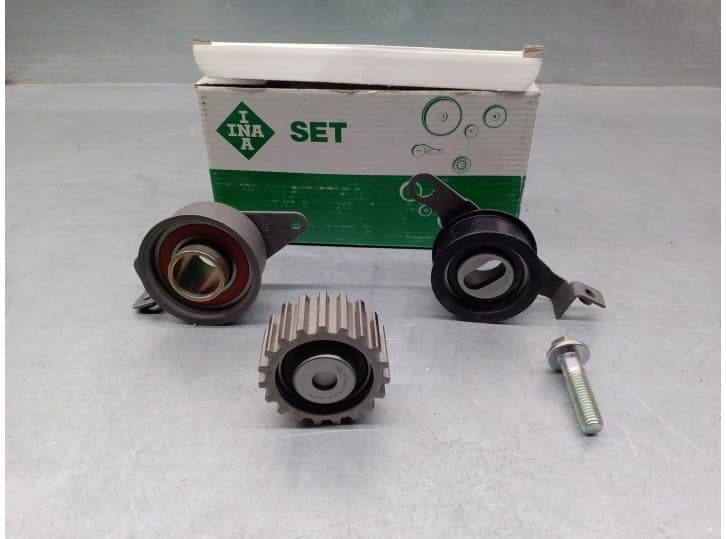 Recambio de tensor correa auxiliar para ford escort iii express (ava) 1.1 referencia OEM IAM 530000509 INA