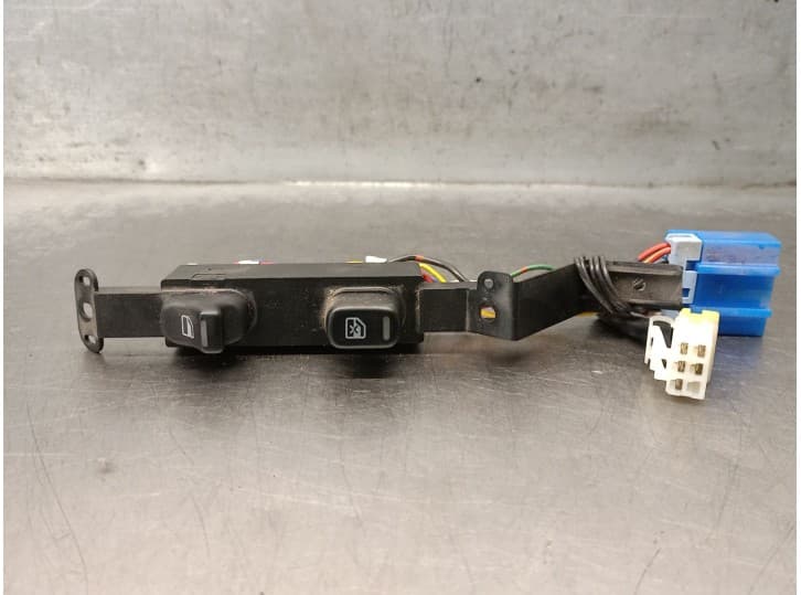 Recambio de mando elevalunas delantero izquierdo para nissan primera (p10) 1.6 referencia OEM IAM 2540170J20 2540170J20