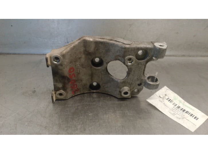 Recambio de soporte motor para ford transit courier b460 furgoneta/monovolumen 1.5 tdci referencia OEM IAM AV2Q8D611AB 2027484