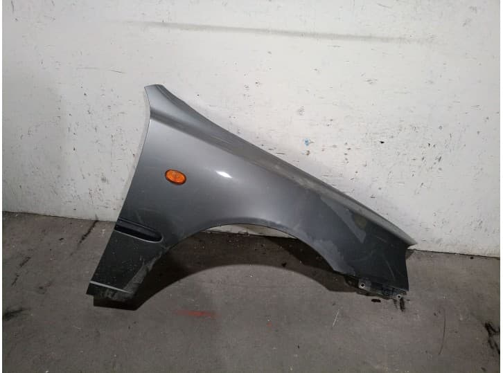 Recambio de aleta delantera derecha para hyundai accent ii (lc) 1.3 referencia OEM IAM 6632125350 6632125350